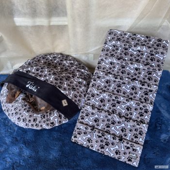   Csontos ezüst közepes (40 cm széles) rámpa szett egyedi hímzéssel
