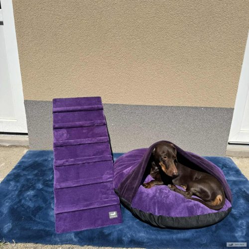 Világos lila közepes (40 cm széles) rámpa szett egyedi hímzéssel