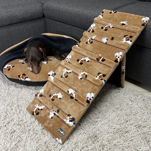 Barna kiskutyás kicsi (30 cm széles) rámpa szett egyedi hímzéssel