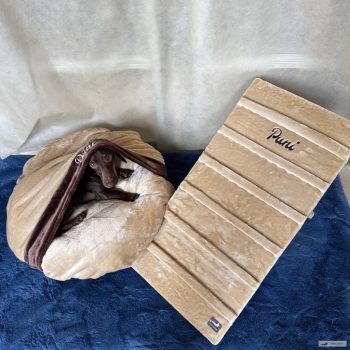   Bézs közepes (40 cm széles) rámpa szett egyedi hímzéssel